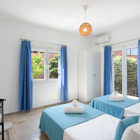 Irini Apartments And Studios アギオス・ゴルディオス エクステリア 写真